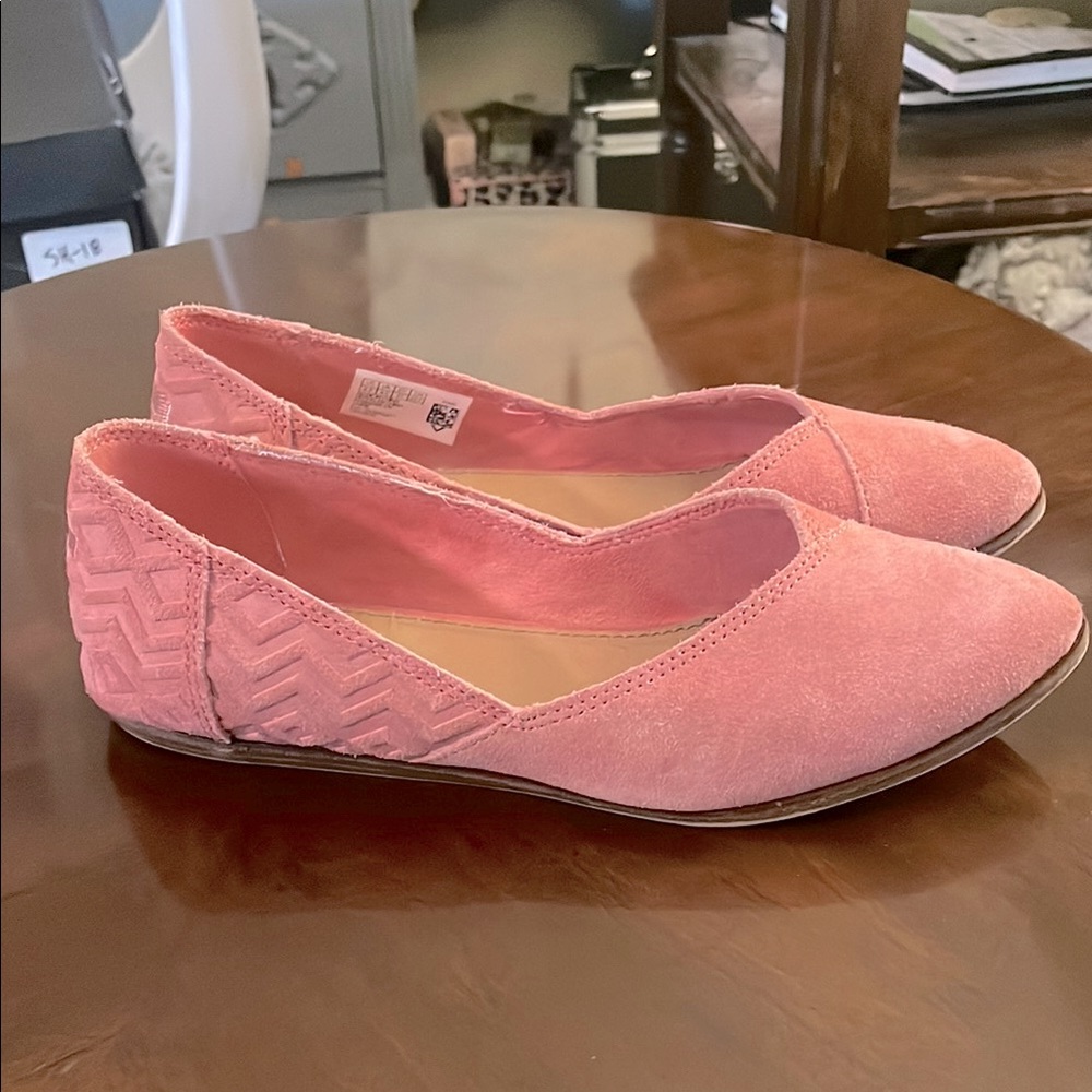 Toms Pink Quilted Flats for Casual Elegance